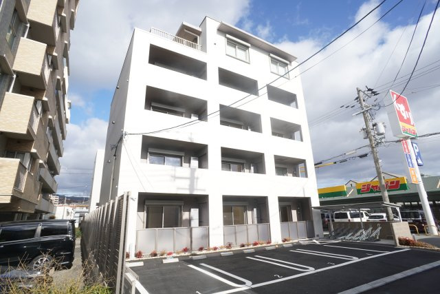 エクセル宝塚の外観