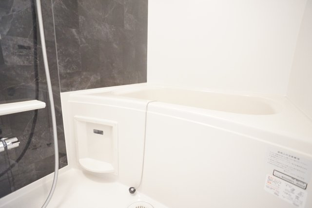 エクセル宝塚の浴室