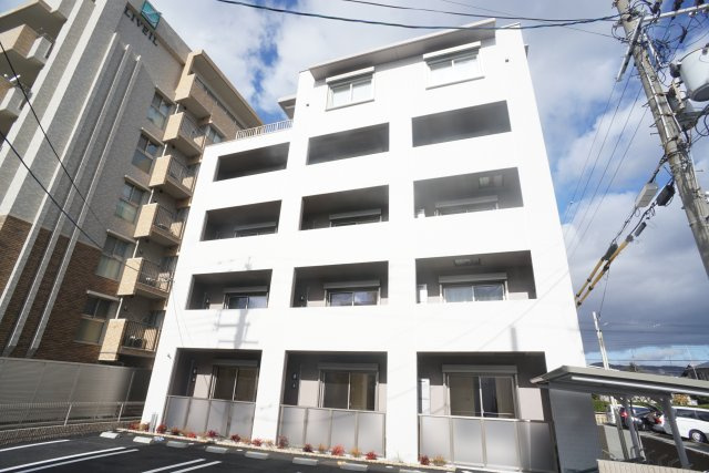 エクセル宝塚の外観