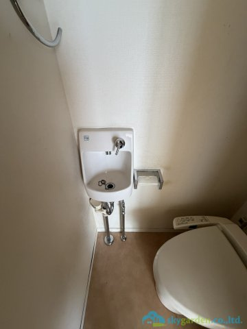 厚木市温水西2丁目　中古戸建のトイレ