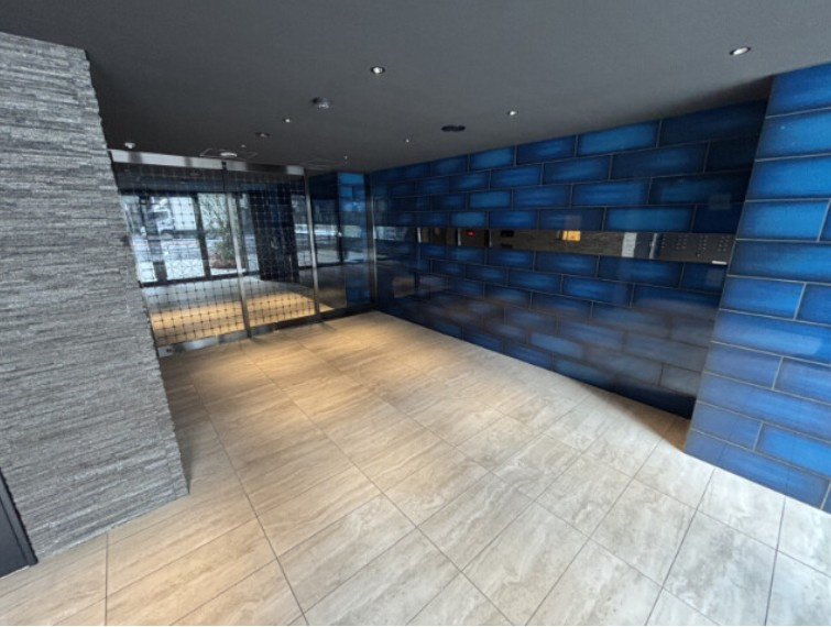 【エントランス】