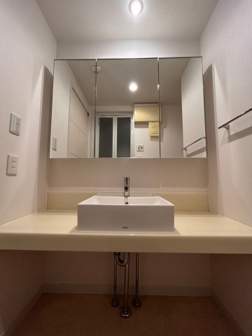 【独立洗面台】