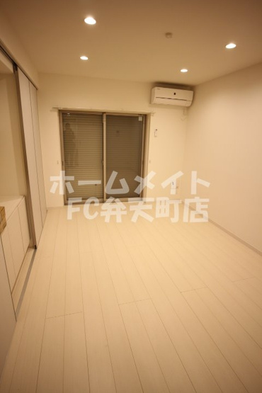 【寝室】 | リブリH・Y・S | 落ち着いて過ごせるお部屋なので、寝室にいかがでしょうか