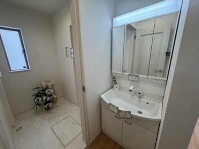 【独立洗面台】 | 南風原町照屋（全2棟）ラストB号棟 | ※同仕様写真です