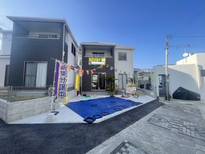 【外観】 | 南風原町照屋（全2棟）ラストB号棟 | B号棟　並列駐車3台可♪