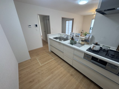 【キッチン】 | 南風原町照屋（全2棟）ラストB号棟 | ※同仕様写真です