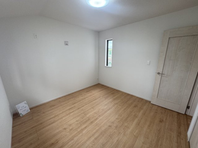 【洋室】 | 南風原町照屋（全2棟）ラストB号棟 | ※同仕様写真です