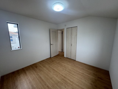 【洋室】 | 南風原町照屋（全2棟）ラストB号棟 | ※同仕様写真です