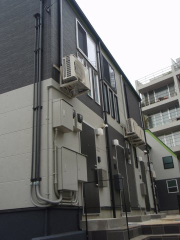 モダンアパートメント文京音羽のエントランス