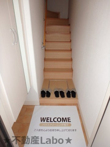 アヴニール優C の玄関