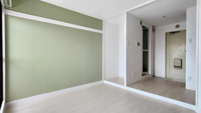 コーポアユーズの洋室