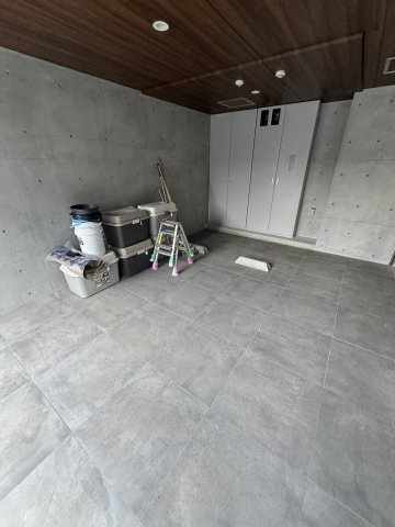 LUMIEC BUNKYO SENGOKUの駐車場