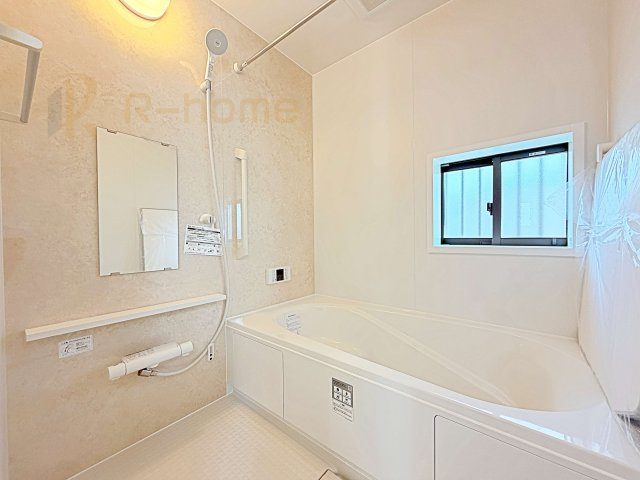 水戸市見川3丁目　新築戸建て　A号棟の浴室|足を伸ばしてもゆったりできるバスルーム♪機能性も取り入れて使い易さも保証します♪