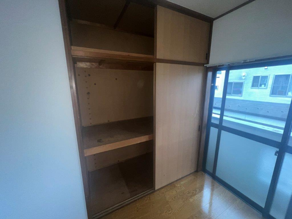 三鷹市井口１丁目のアパートの収納