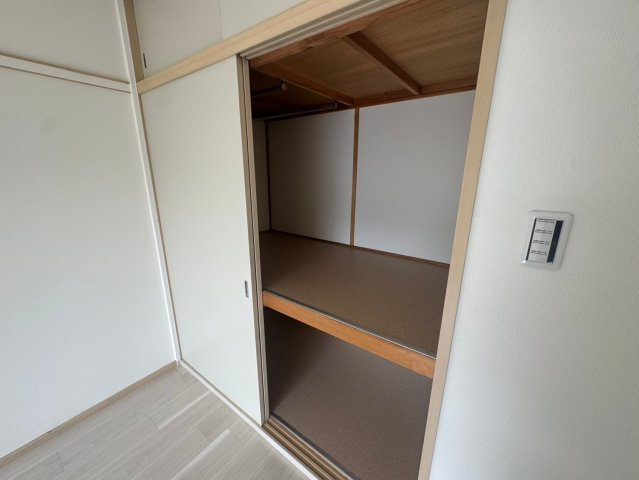 サンライズ曽根西ハイツの収納