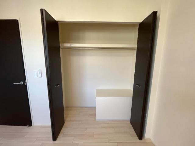 フォルトゥーナ(毛呂山町岩井西アパート新築工事)の収納|クローゼット（イメージ）
