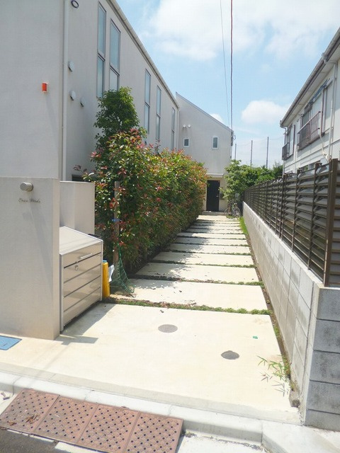 Ｃａｓａ　Ｖｅｒｄｅのエントランス|★綺麗なアプローチ★