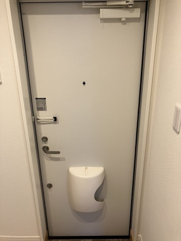 川崎市多摩区枡形３丁目のアパートの玄関