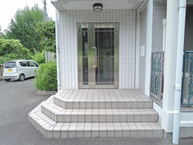 ステュディオYURIのエントランス