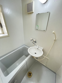 【浴室】 | ウェル・アポインテッド