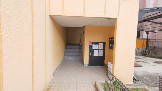 シエテ高槻IIのエントランス