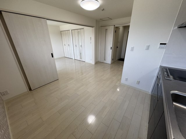 ラモーナ庄内栄町の居間・リビング