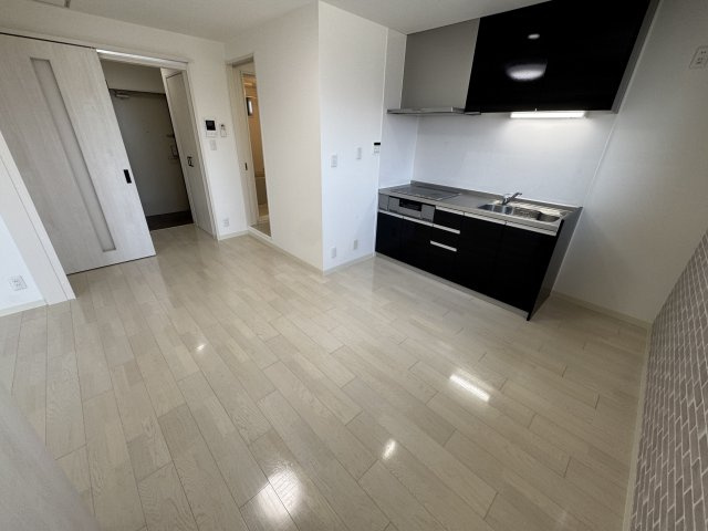 ラモーナ庄内栄町の居間・リビング