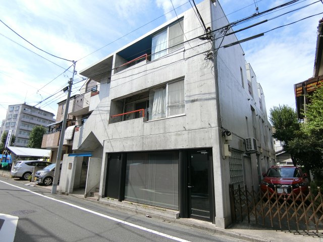 ビーフラットの外観