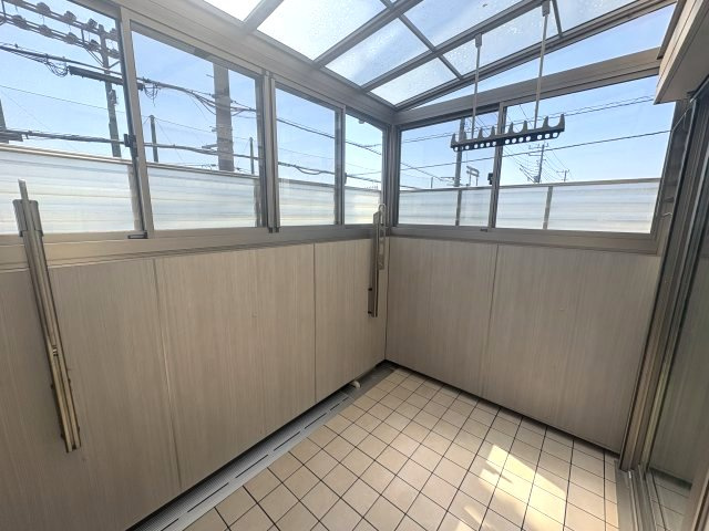 新曽中古戸建のその他|2階サンルーム