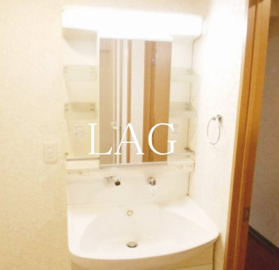 【洗面所】 | ＡＲＴＥＲＥ東日本橋 | 洗面台です。