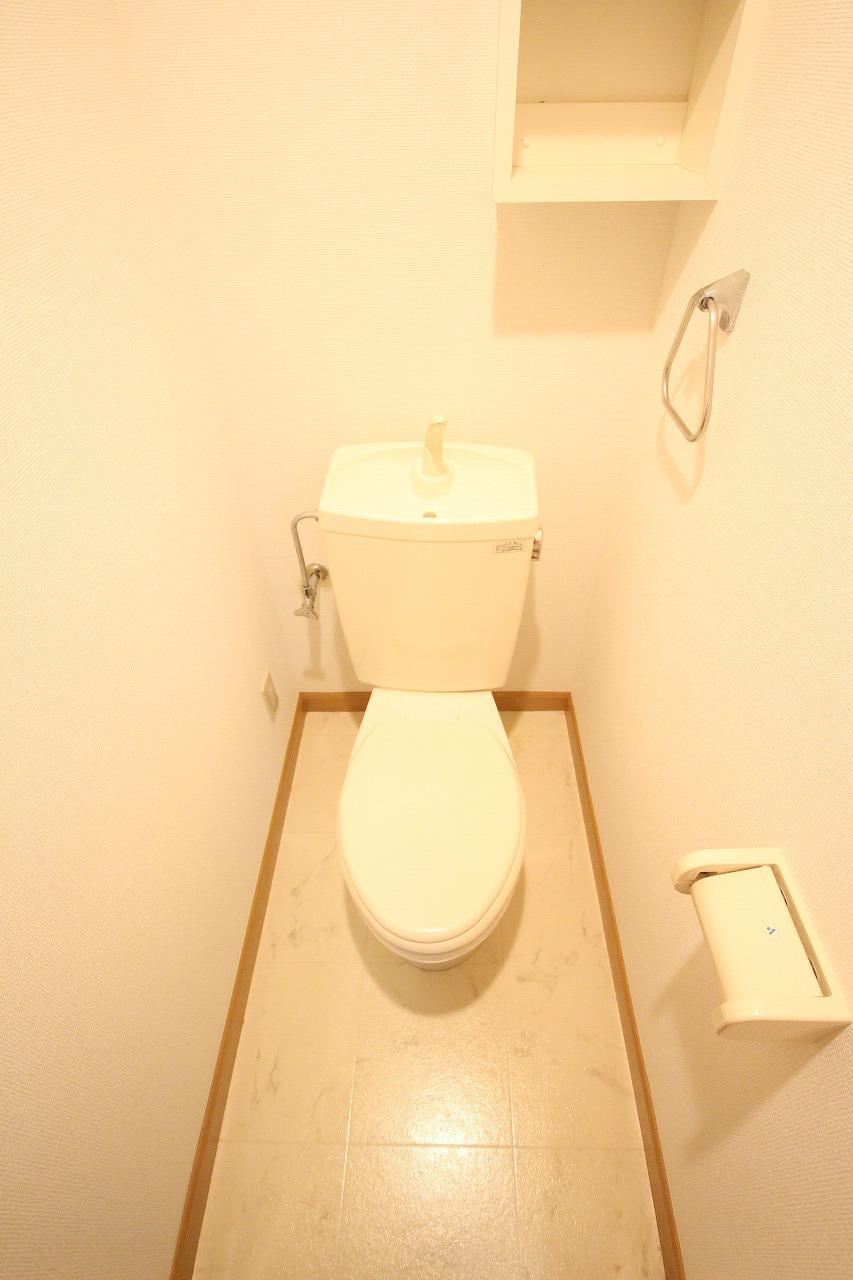 フラン神戸のトイレ|※お部屋により仕様が異なる場合があります。