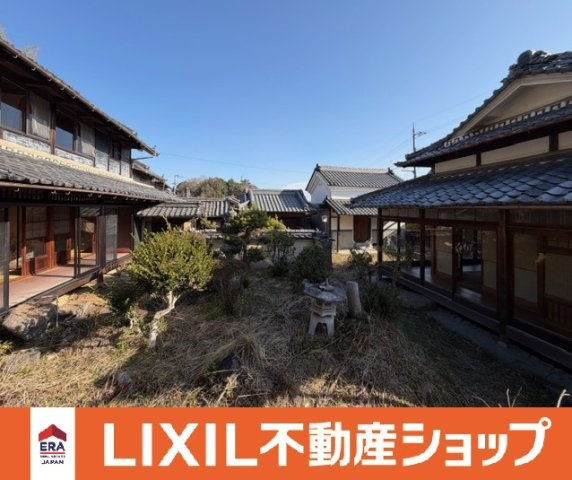 北葛城郡上牧町大字上牧　中古戸建の外観|＼約565坪の敷地に広がる和の原風景／中庭を囲む情緒ある建物配置♪◆近鉄田原本線『池部』駅徒歩約26分♪