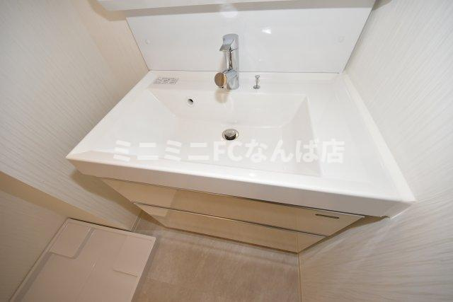 プレジオ難波アジアン