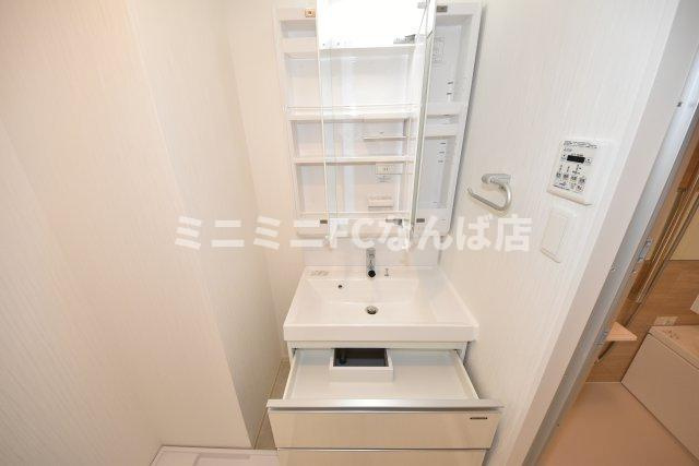 プレジオ難波アジアン