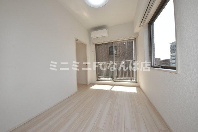 プレジオ難波アジアンの寝室