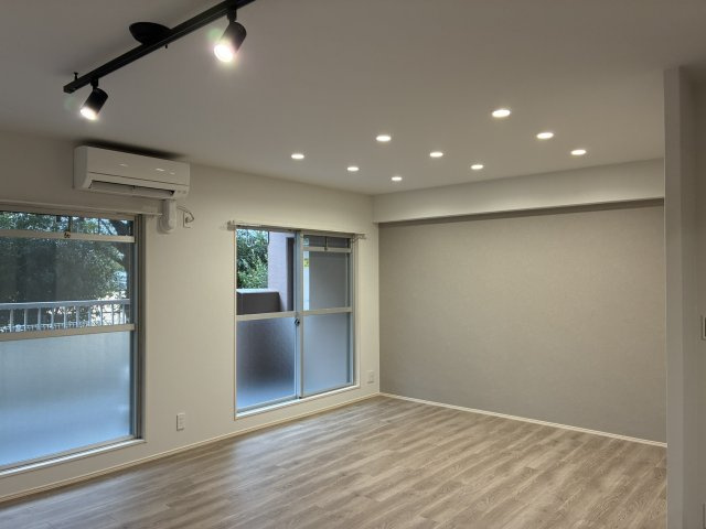 【居間・リビング】 | クローバーマンション坪井中央公園