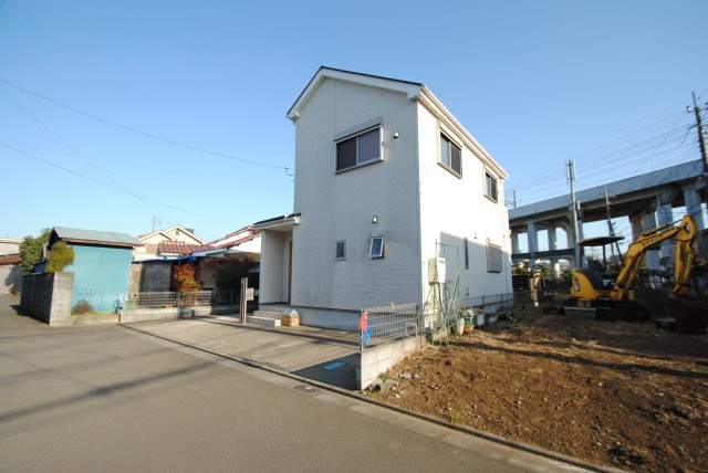 清瀬市下宿2丁目北側道路の前面道路含む現地写真