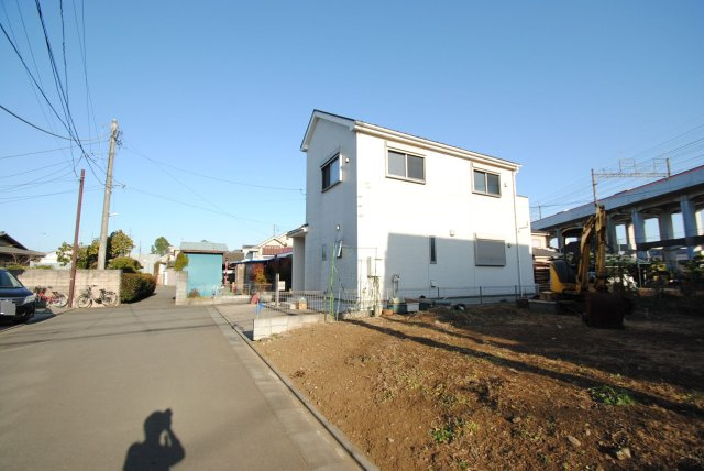 清瀬市下宿2丁目北側道路の前面道路含む現地写真