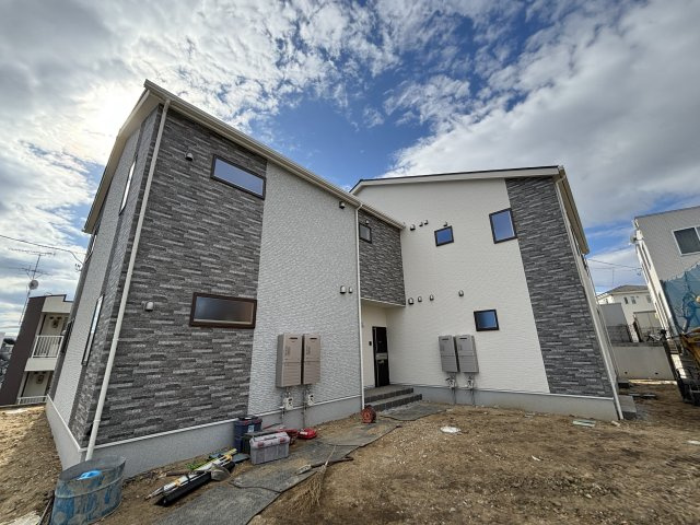 ピュアランド燕沢東の外観