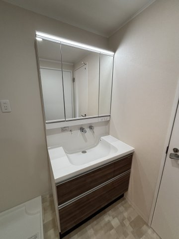 ピュアランド燕沢東の洗面所