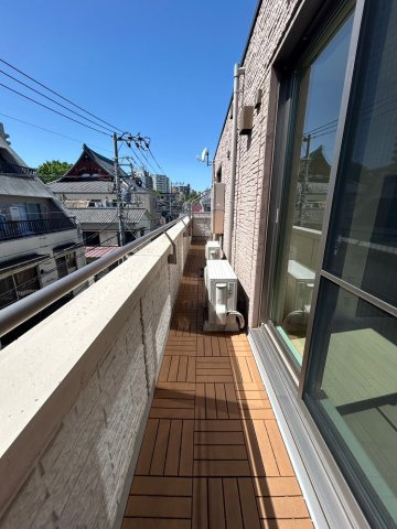 【バルコニー】