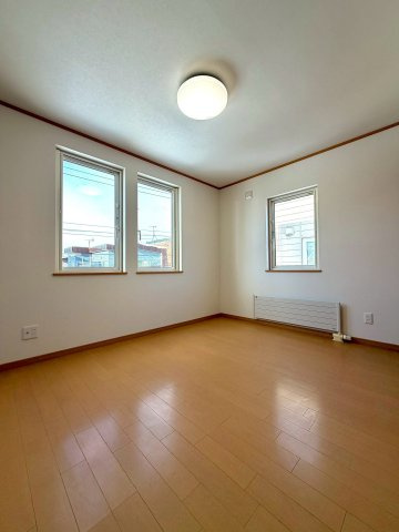 新琴似12条15丁目　の洋室