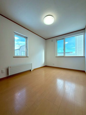 新琴似12条15丁目　の洋室