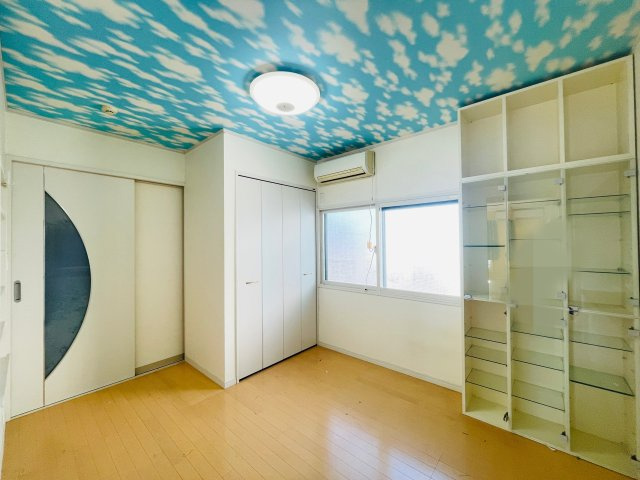 【寝室】 | 深谷市田谷　中古戸建 | 2階