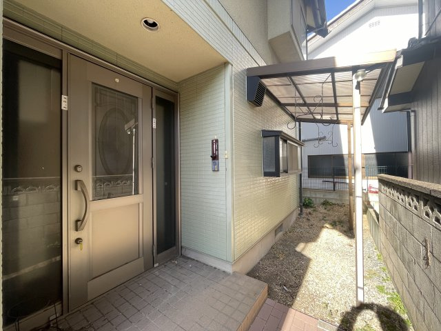 【玄関】 | 深谷市田谷　中古戸建