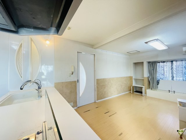 【居間・リビング】 | 深谷市田谷　中古戸建