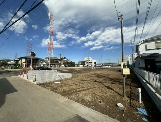 【前面道路含む現地写真】 | 北本市中丸7丁目　新築戸建　全14棟　7号棟