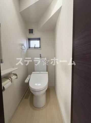 中茶屋1 中古戸建のトイレ|シンプルで使いやすいトイレです