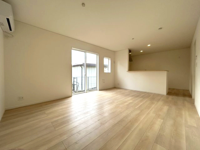 新築戸建　長野市稲里町中央1丁目　全4棟の居間・リビング