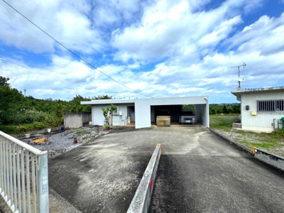 【駐車場】 | 宮古島市平良字東仲宗根添 中古戸建